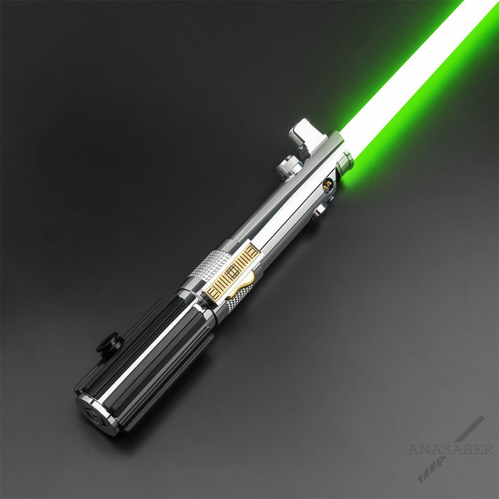 Anakin-Skywalker-EP3-lightsaber